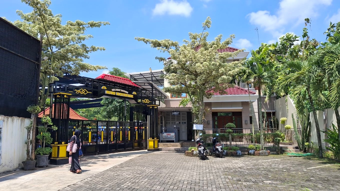 Gambar Irons Waterpark