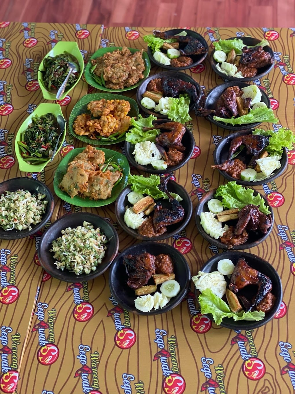 Photo of Waroeng Sego Iwak Menawan