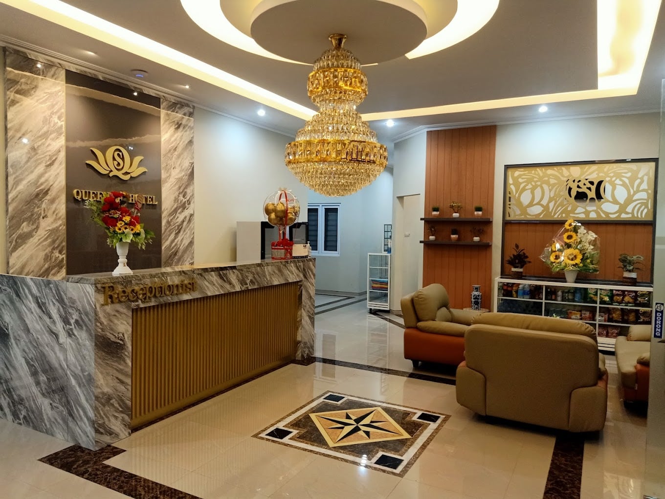 Photo of Queensa Hotel